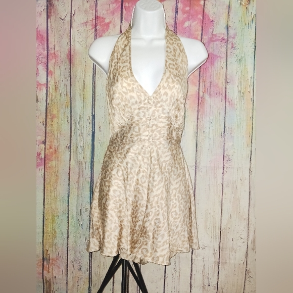 Vintage Y2K Victoria's Secret Silk Halter Romper Cheetah Print Size Small - Picture 3 of 5